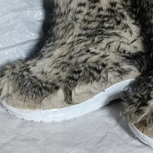 Faux Fur Winter Boots - Tan Colin Stuart